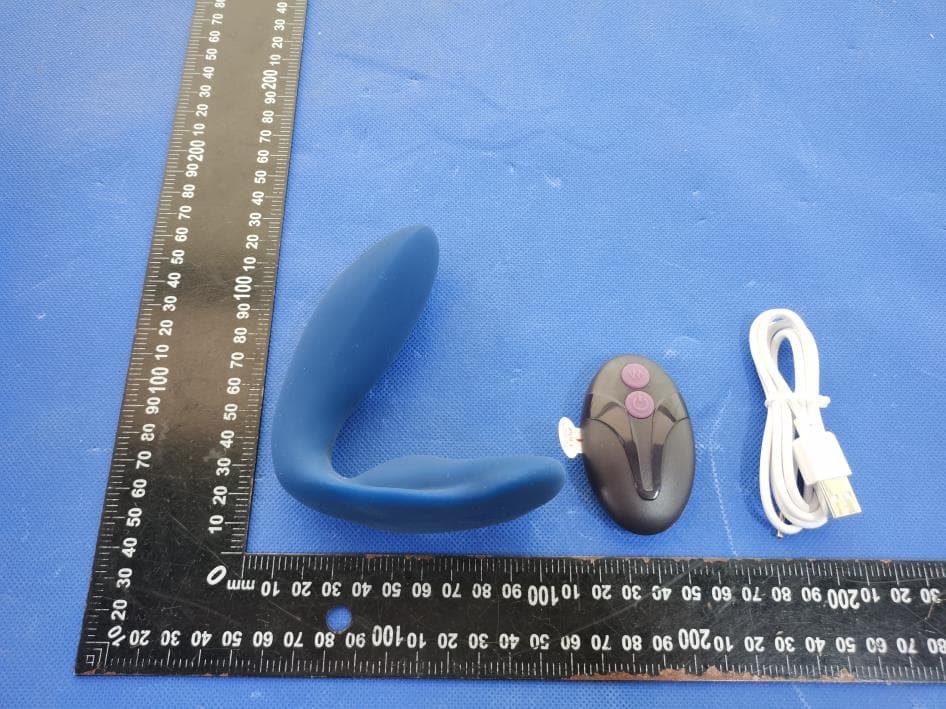Full coverage adhesive massager - FCC ID 2BFL9-Q018 - Dongguan Xing Klai Intelligent Tecchnology Company Limited (3)