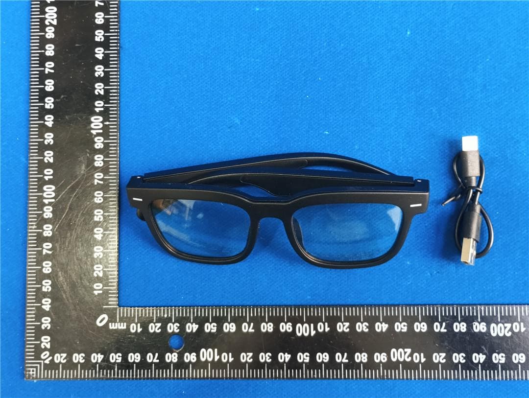 SE-100 Smart eyewear - FCC ID 2BFNO-SE-100 - Chuting Technology (Shenzhen) Co., LTD (3)