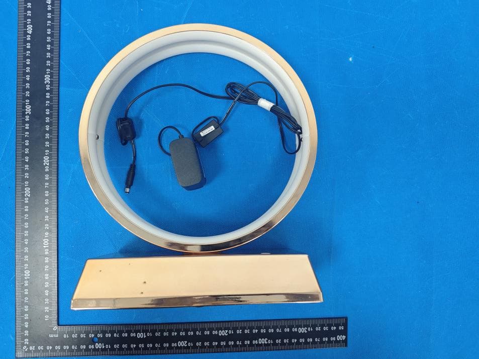 Sand Art Bluetooth Lamp - FCC ID 2BFOB-AIBA001 - Dongguan Changhong E-commerce Co. (2)