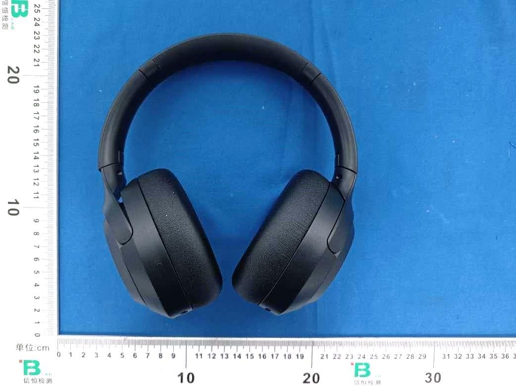 Bluetooth headset - FCC ID 2BFOM-JHM-A3PRO - Dongguan Jinhongmei Electronics Co.,Ltd (4)