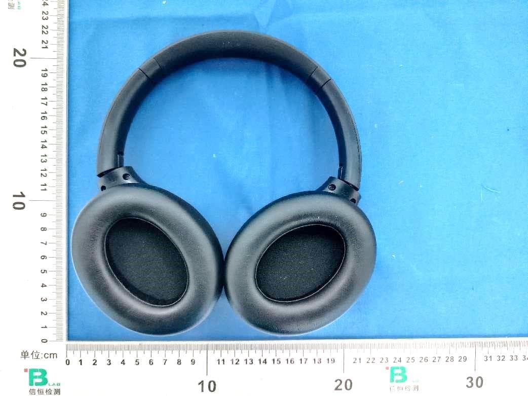 Bluetooth headset - FCC ID 2BFOM-JHM-A3PRO - Dongguan Jinhongmei Electronics Co.,Ltd (3)