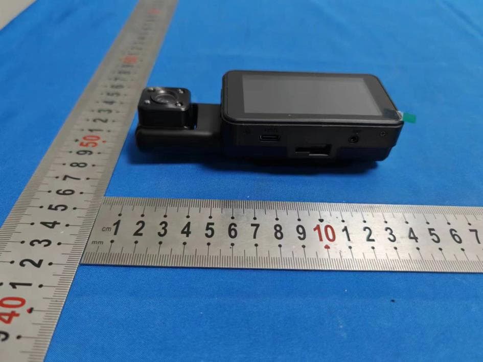 Dash Cam - FCC ID 2BFP3-S5 - Shenzhen Daqian Shijie Technology Co., Ltd (4)