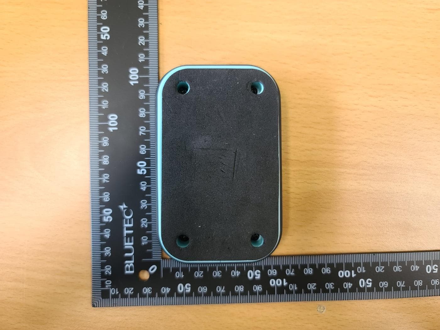Smart RTLS Tag, TVU-A10 (HAE-ST-UWB-V-X-001) - FCC ID 2BFPQ-TVU-A10 - Hyundai Autoever Corp.