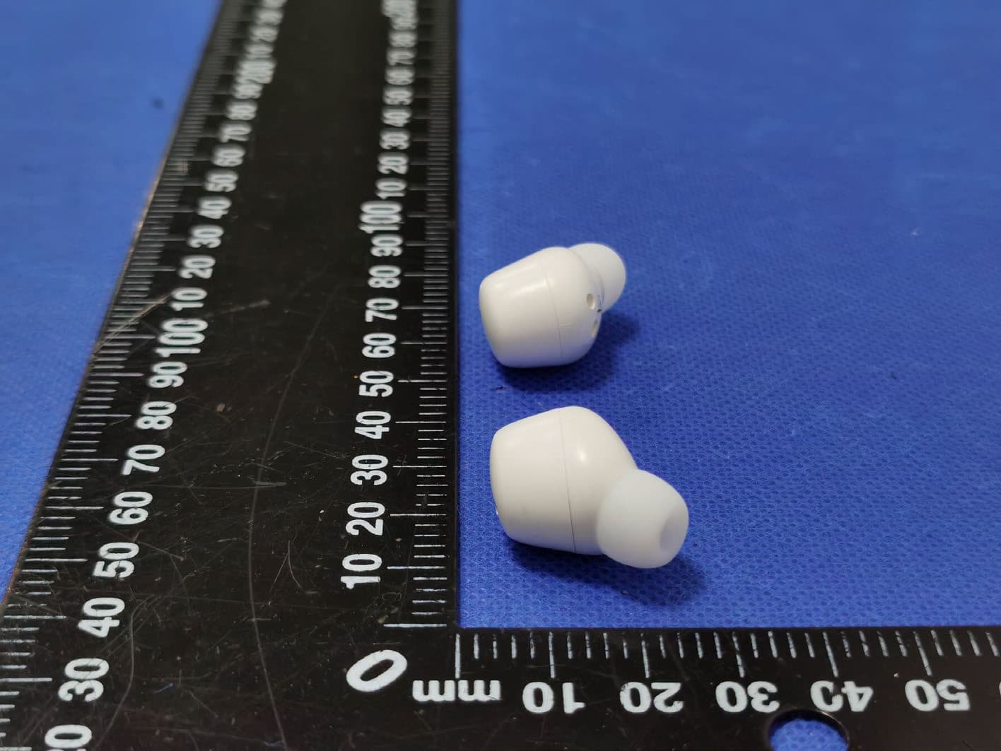 Wireless Earbuds - FCC ID 2BFQG-K01 - Shenzhen Senmeijia Electronics Co. (5)