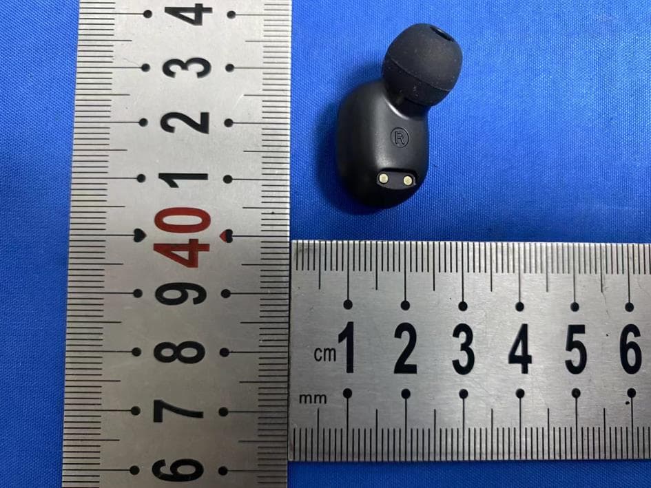 wireless earphones - FCC ID 2BFQQ-A6S - Shenzhen Taoyin Technology Co., Ltd. (4)
