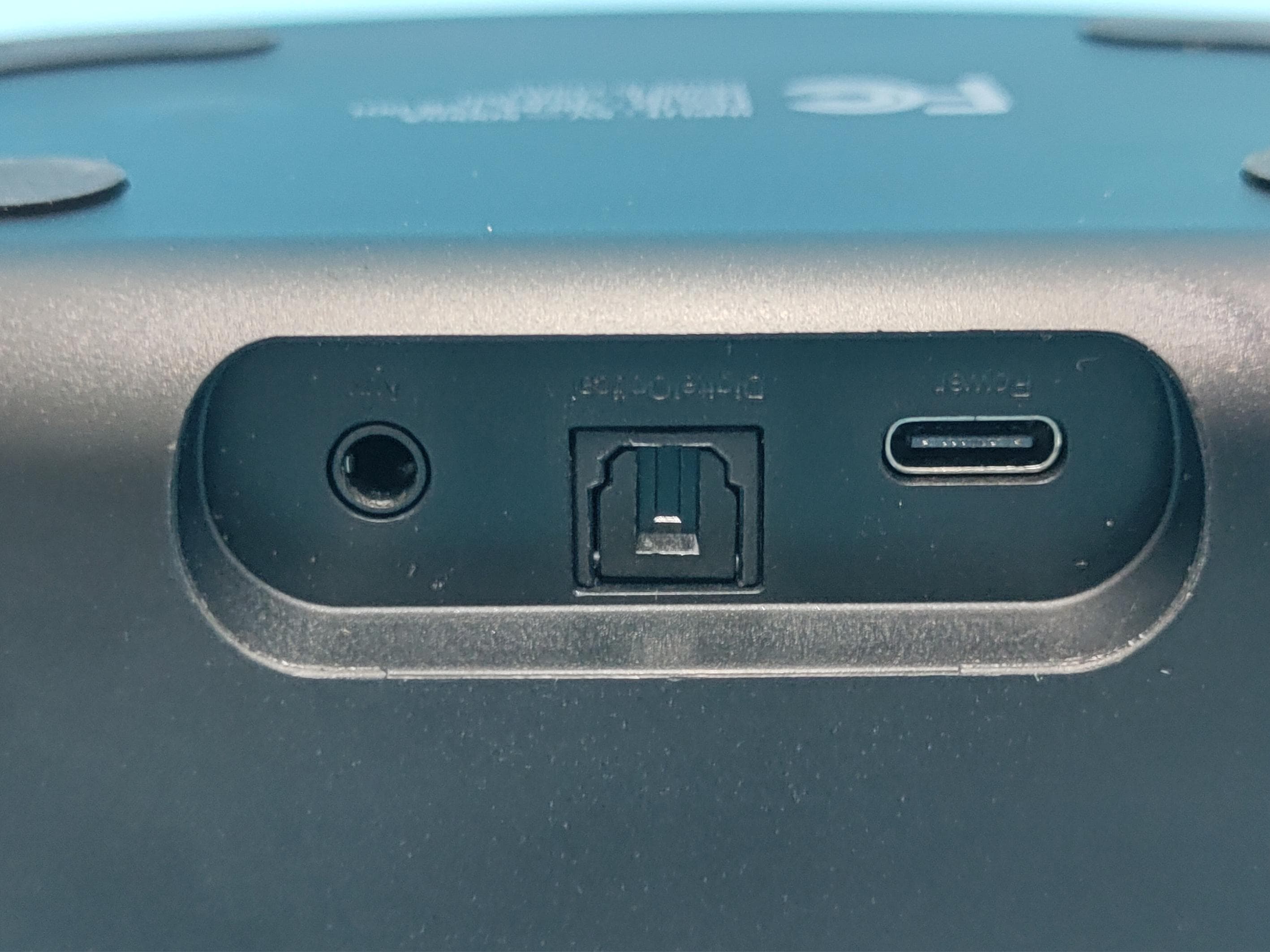 Charging Base - FCC ID 2BFR6-TVB-001 - Shanghai Lanniruo Technology Co., Ltd. (2)