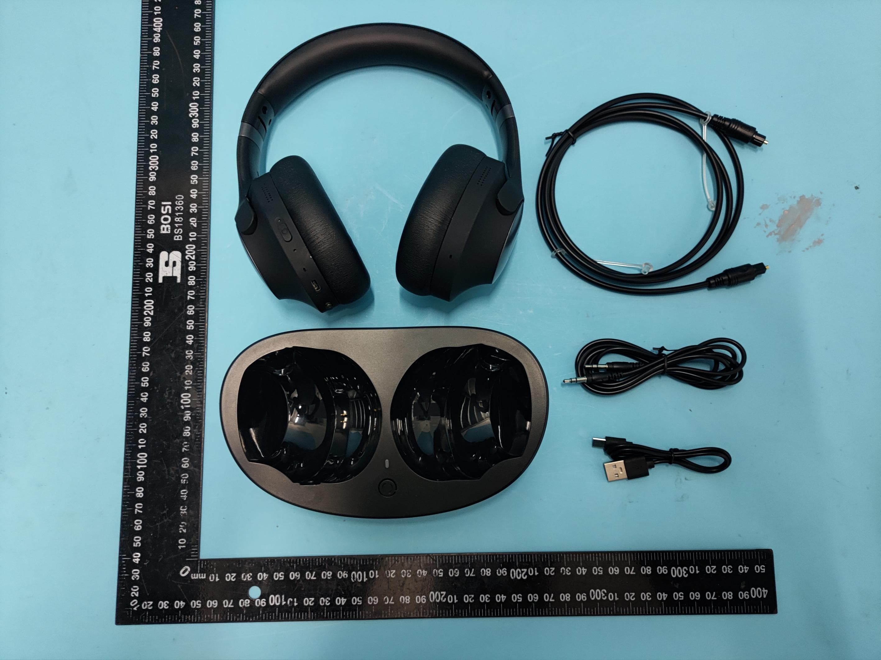 Charging Base - FCC ID 2BFR6-TVB-001 - Shanghai Lanniruo Technology Co., Ltd. (3)