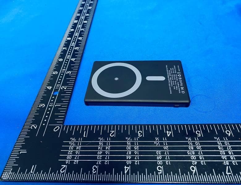 Wireless power bank - FCC ID 2BFRJ-AKD-YD52 - Dongguan AiKeDe Electronic Technology Co.,Ltd. (2)