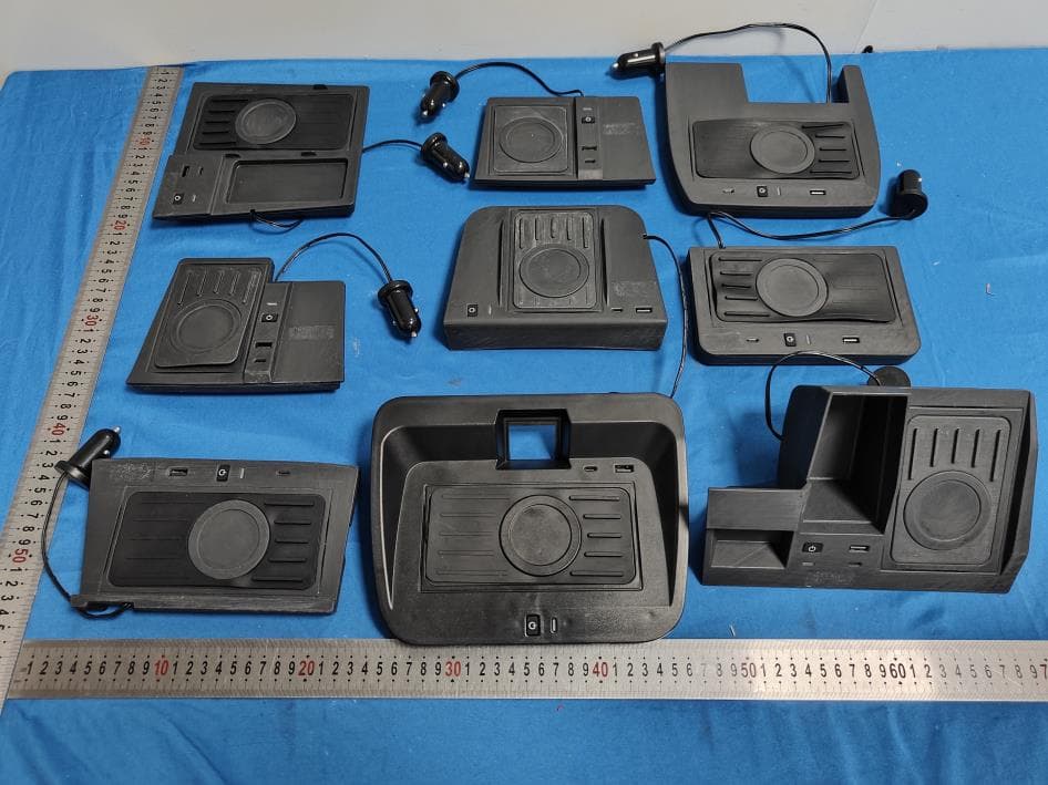 vehicle phone wireless charger - FCC ID 2BFS5-BHB001 - Guangzhou 809 Electronic Technology Co., LTD