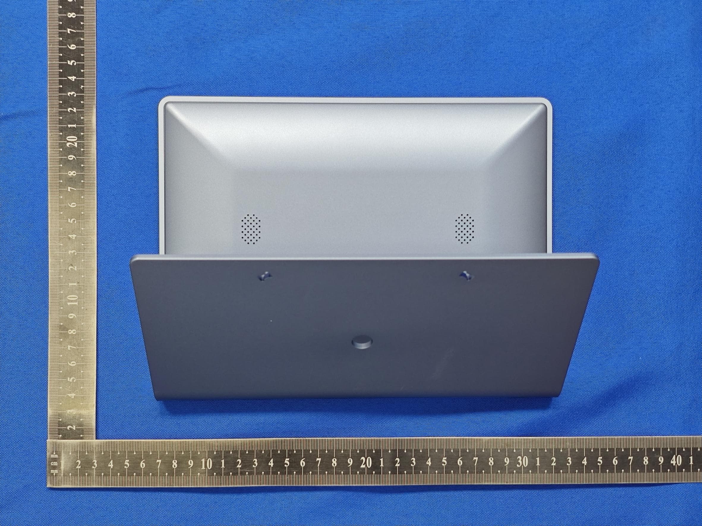 Tablet Computer - FCC ID 2BFSD-M10VSA2 - Blue Seed Technologies Inc. (3)