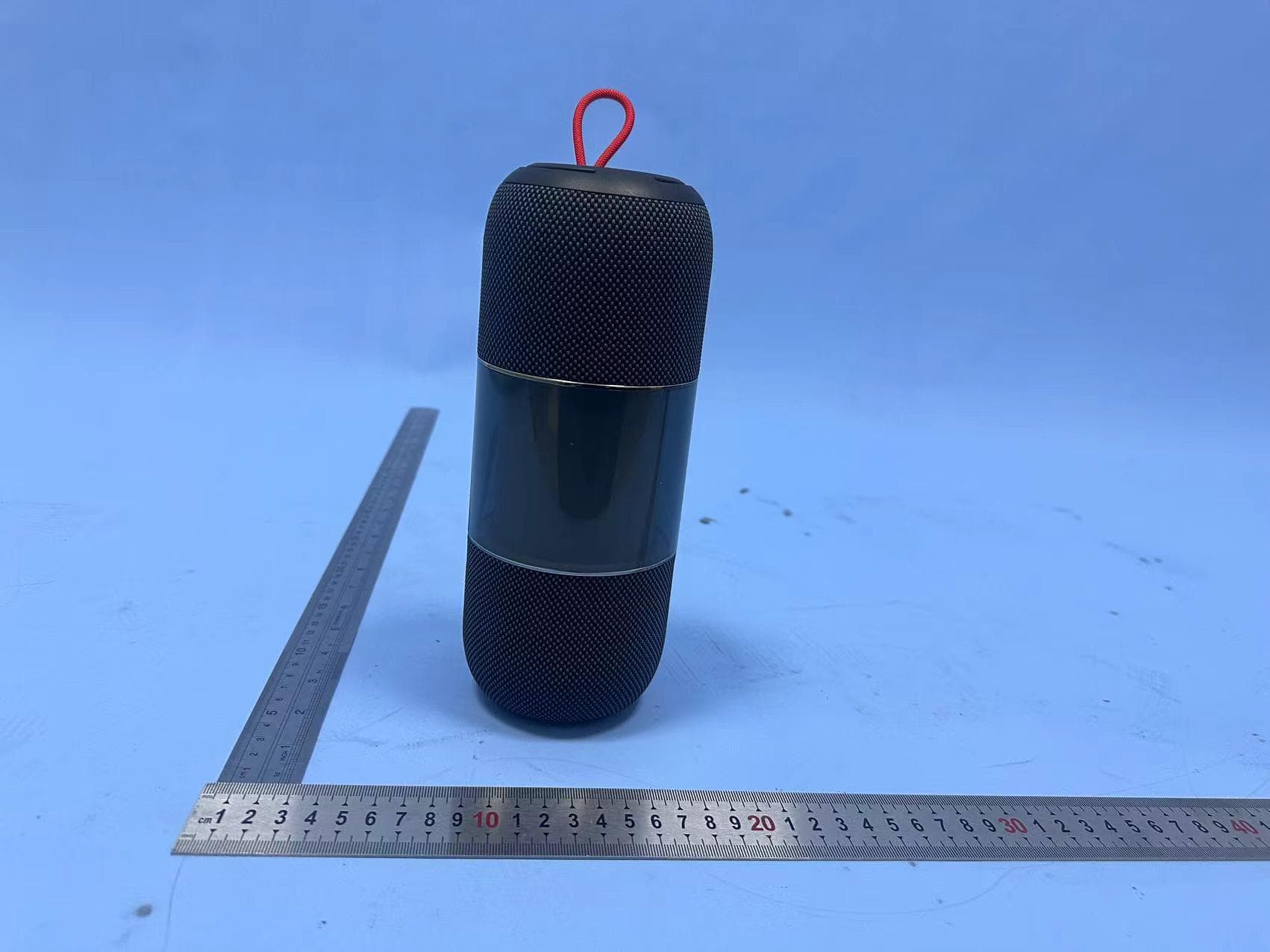 Bluetooth Speaker - FCC ID 2BFVI-BT2676 - Shenzhen Xiqeer Technology Co.,Ltd. (3)