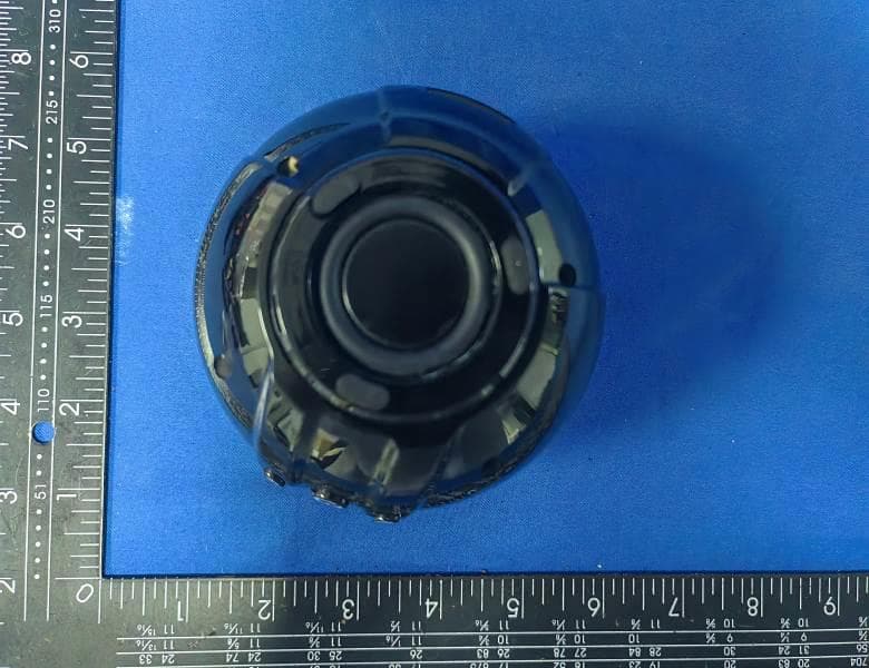 Bluetooth speaker - FCC ID 2BFVR-Q100 - Dongguan Jinbaocheng Electronics Co., Ltd. (3)