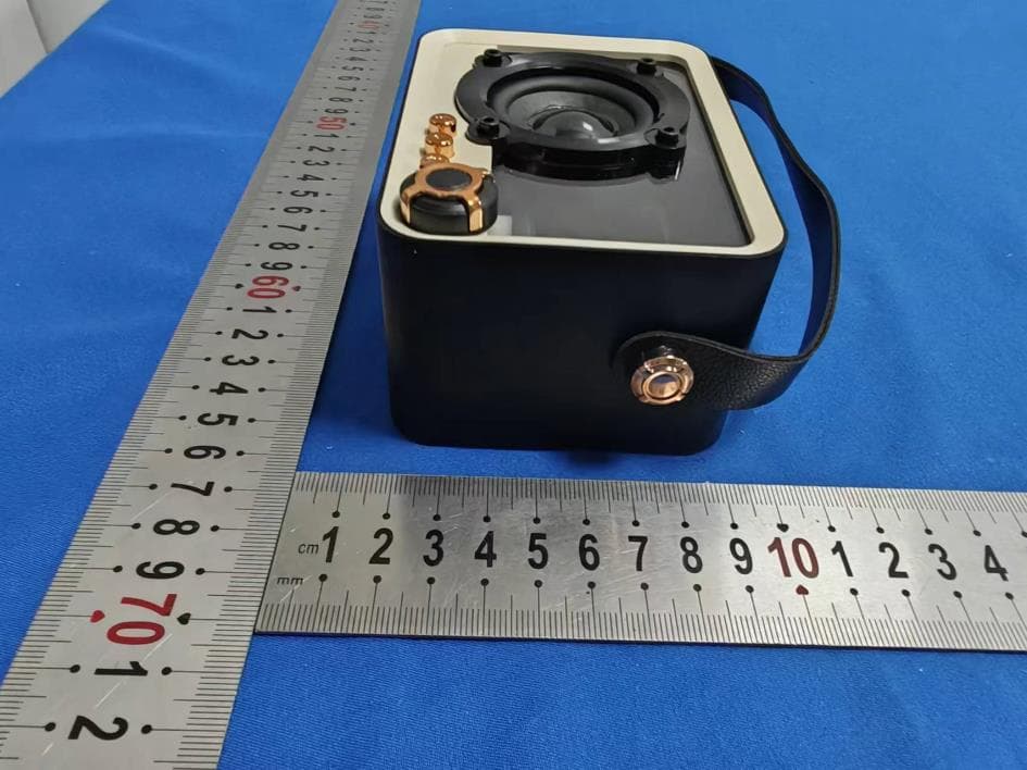 Bluetooth Speaker - FCC ID 2BFX2-QD05 - Shenzhen Dian Wu Technology Co., LTD. (2)