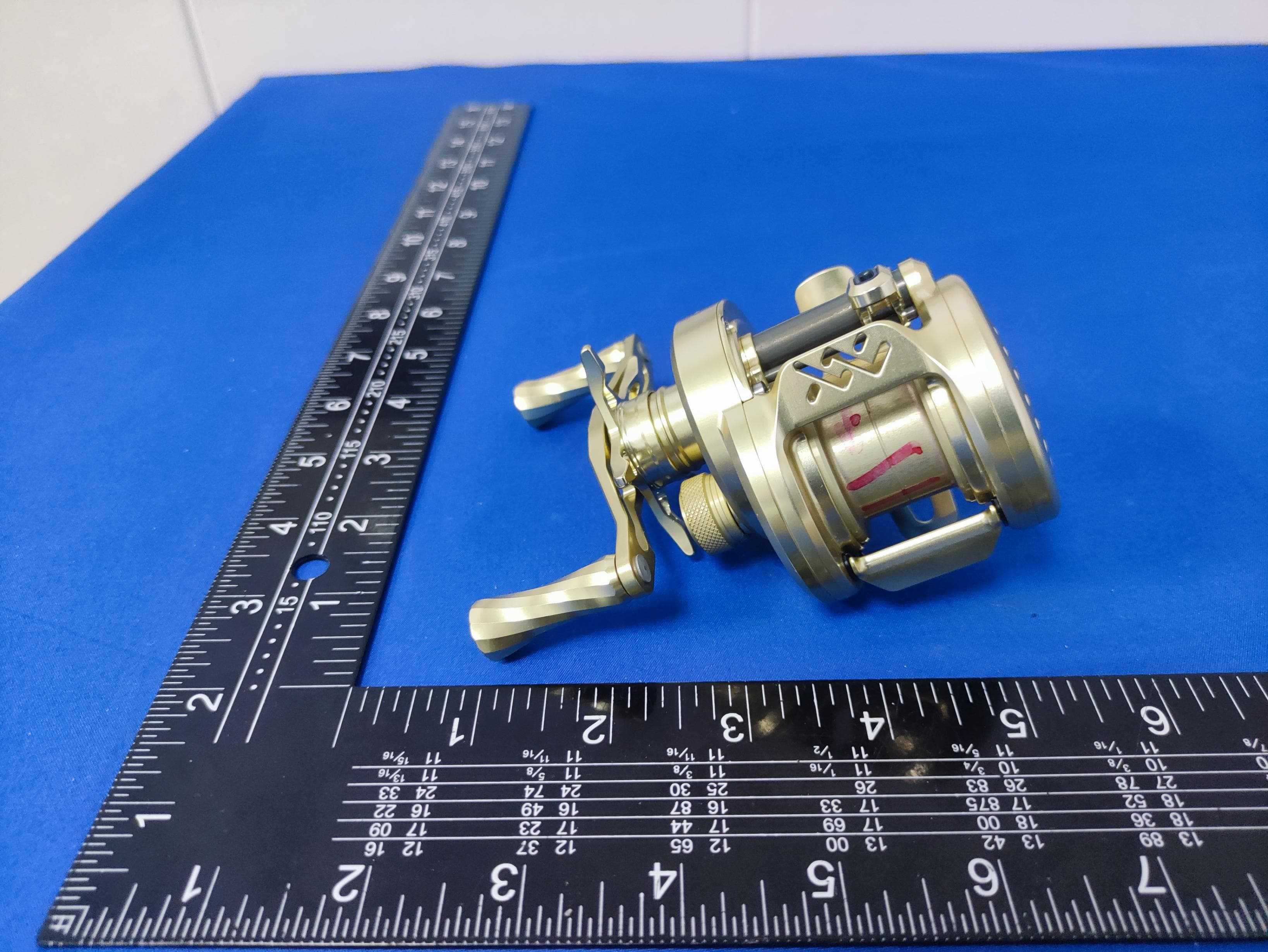 Smart fishing reel - FCC ID 2BFYC-B101 - Ningbo Loongze Fishing Tackle Co., Ld. (5)