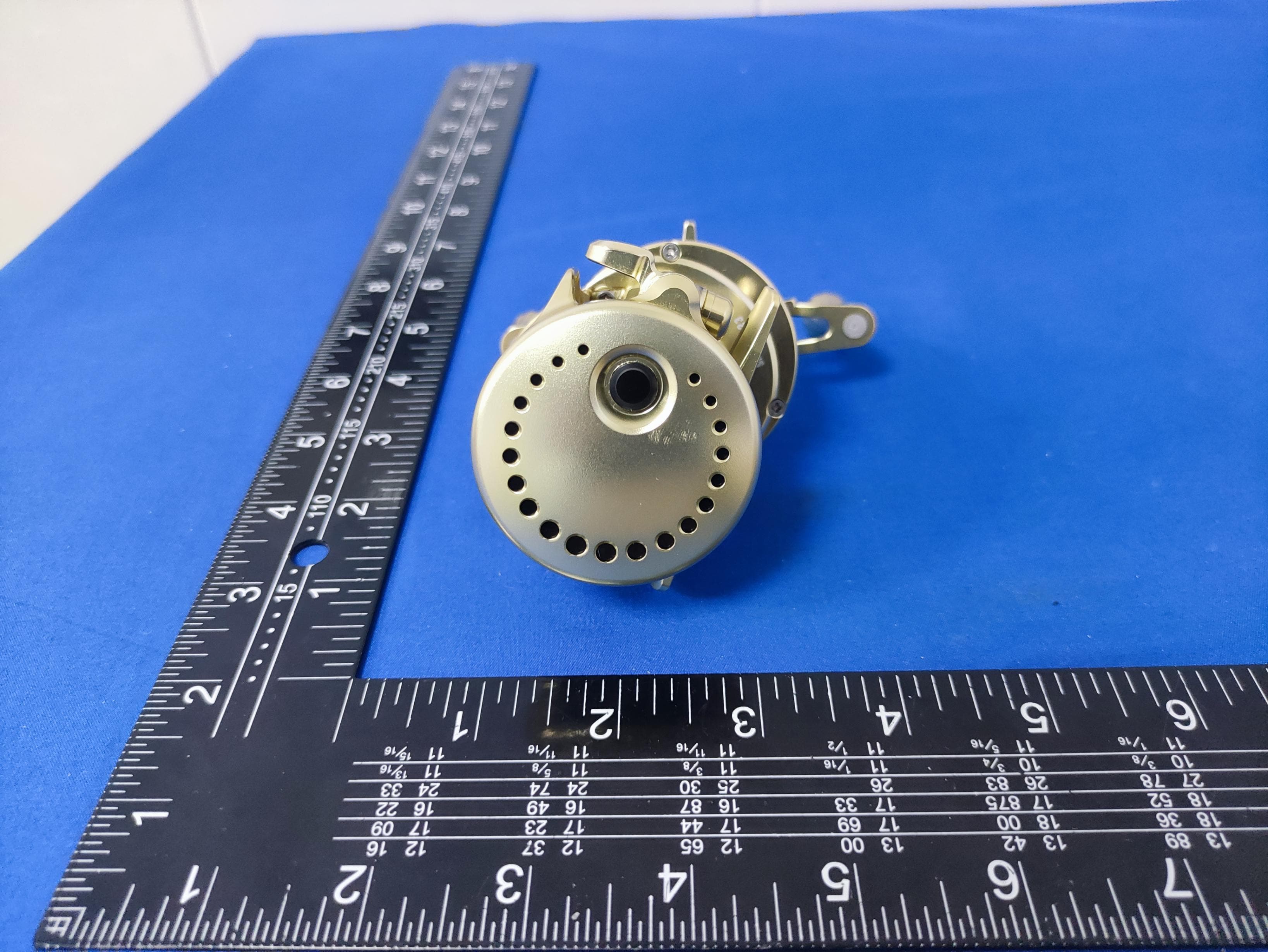 Smart fishing reel - FCC ID 2BFYC-B101 - Ningbo Loongze Fishing Tackle Co., Ld. (4)