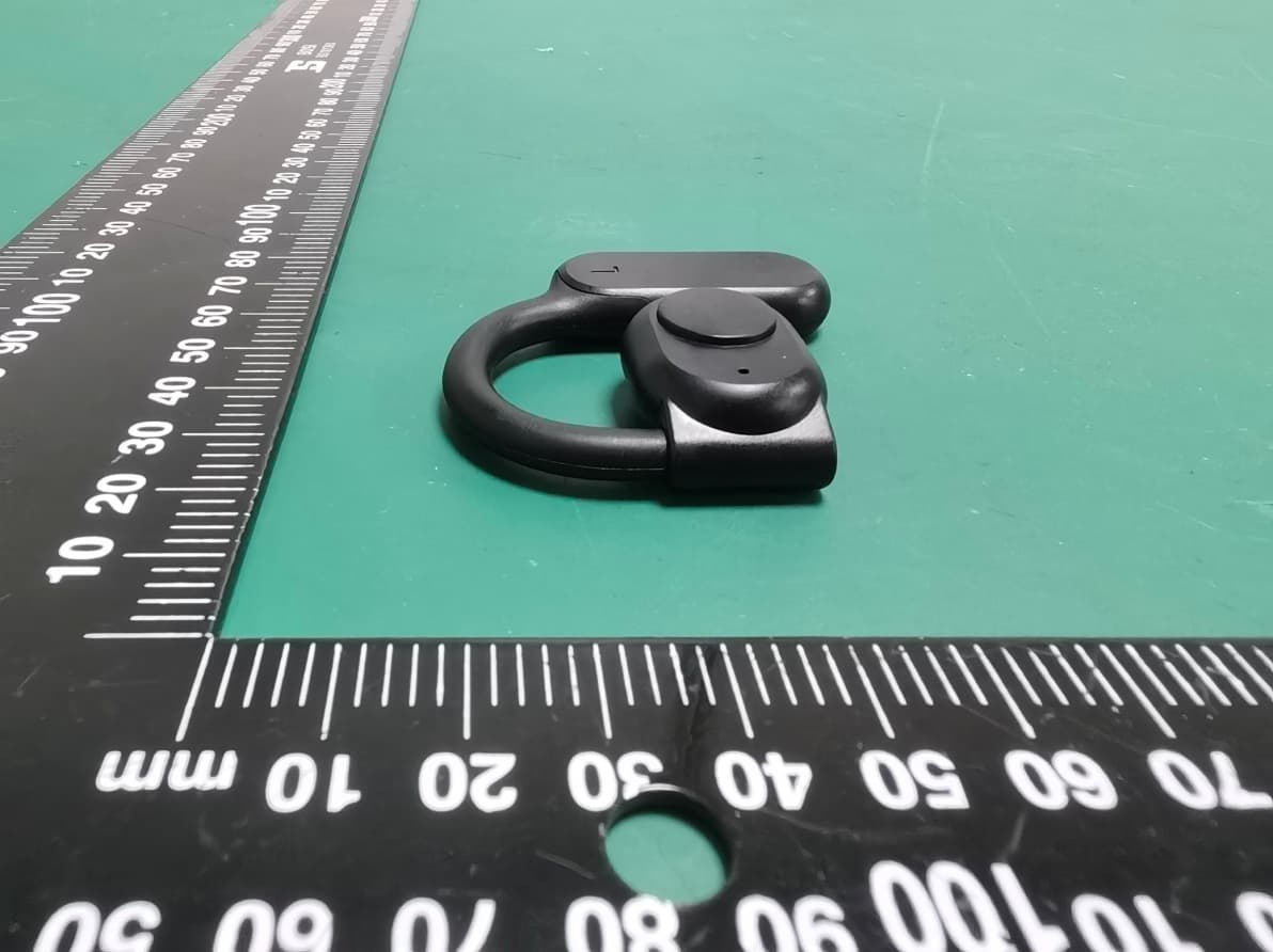 OPEN EAR SPORT HOOK TRUE WIRELESS EARBUDS - FCC ID 2BFYM-TWS122L - JINGSHAN  JINGYANG ELECTRONICS CO., LTD (5)