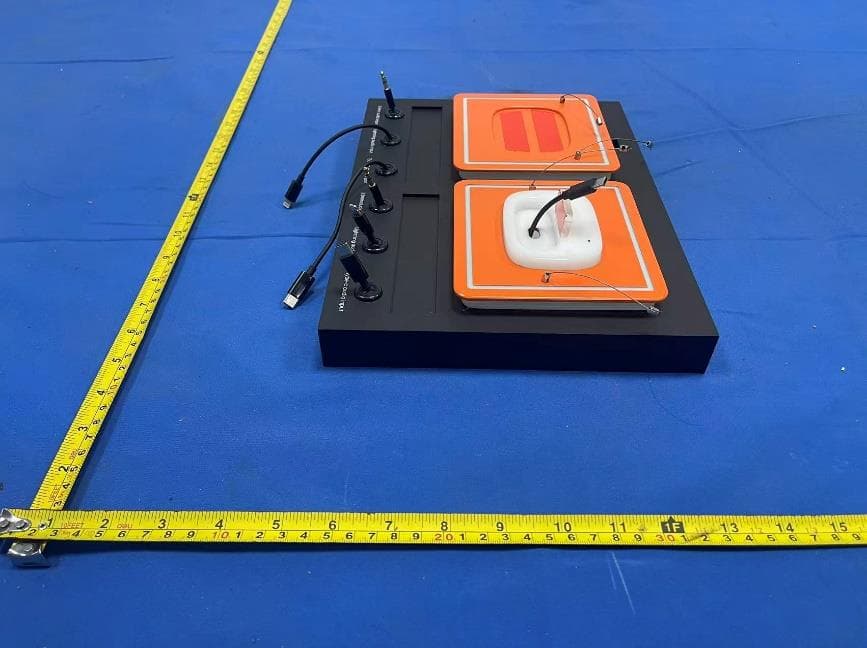Audio display stand - FCC ID 2BG2G-ADS - Shanghai Forsung industry Co.,Ltd (3)