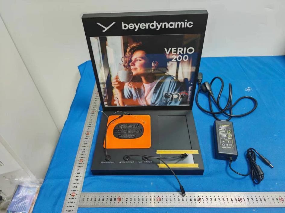 Audio display stand - FCC ID 2BG2G-ADSBYG01 - Shanghai Forsung industry Co.,Ltd