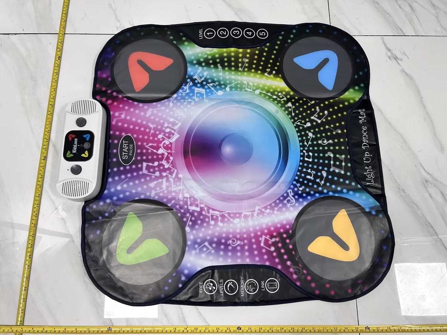 Kidzlane Light Up Dance Mat for Kids - FCC ID 2BG37-KIDZ-000008 - Kidzlane LLC (3)