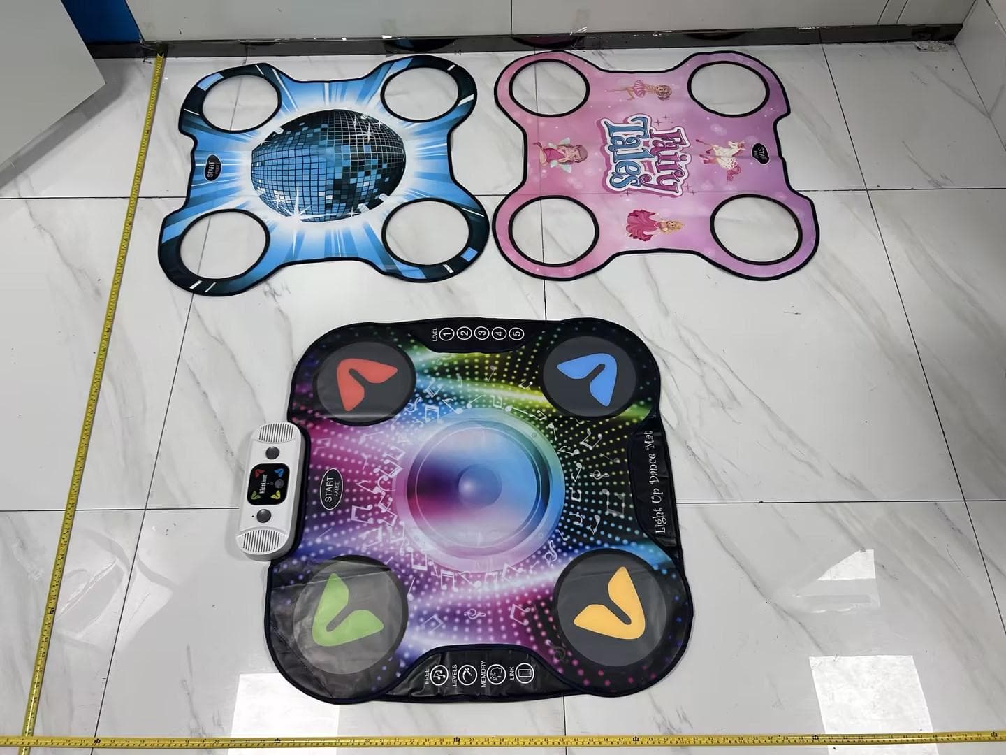 Kidzlane Light Up Dance Mat for Kids - FCC ID 2BG37-KIDZ-000008 - Kidzlane LLC (2)
