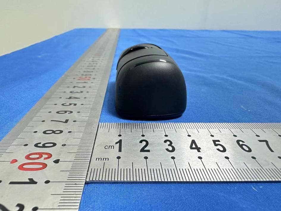 MOUSE - FCC ID 2BG3K-I2 - XUTHUS INT'L LOGISTICS LTD (4)