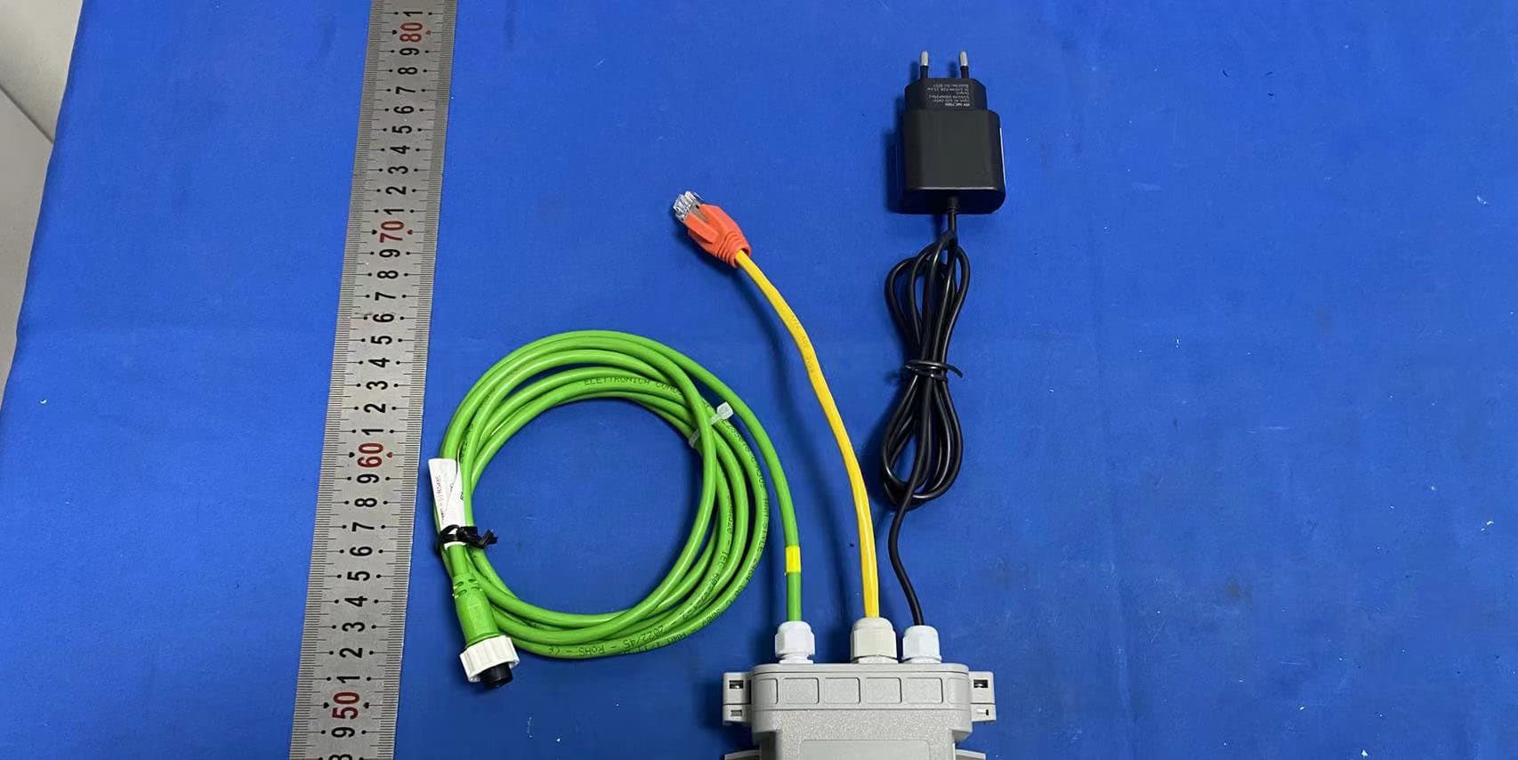 Cloudio - FCC ID 2BG4Q-CV63 - Vaiota UG