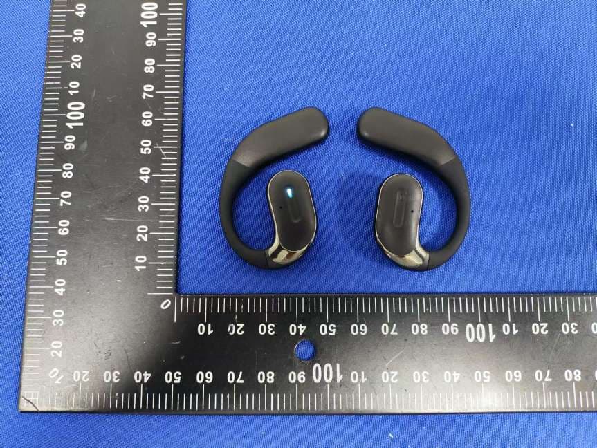 Sport headphones - FCC ID 2BG6U-B14 - Shenzhen Fanling Technology Co., Ltd.