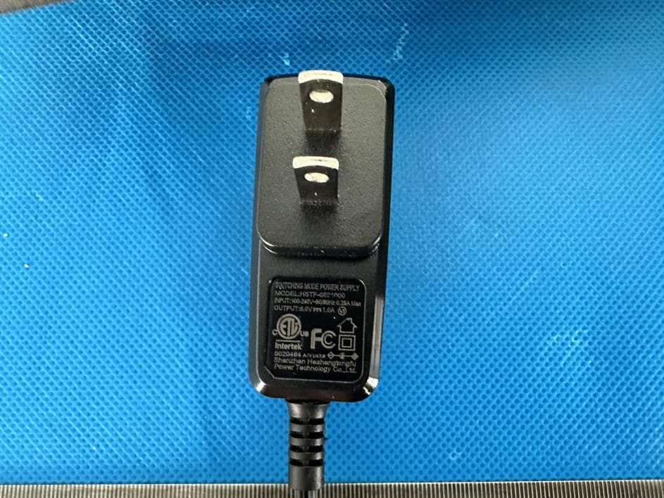 A vinyl record player - FCC ID 2BG74-R609 - Huizhou Jingma Technology Co., Ltd (2)