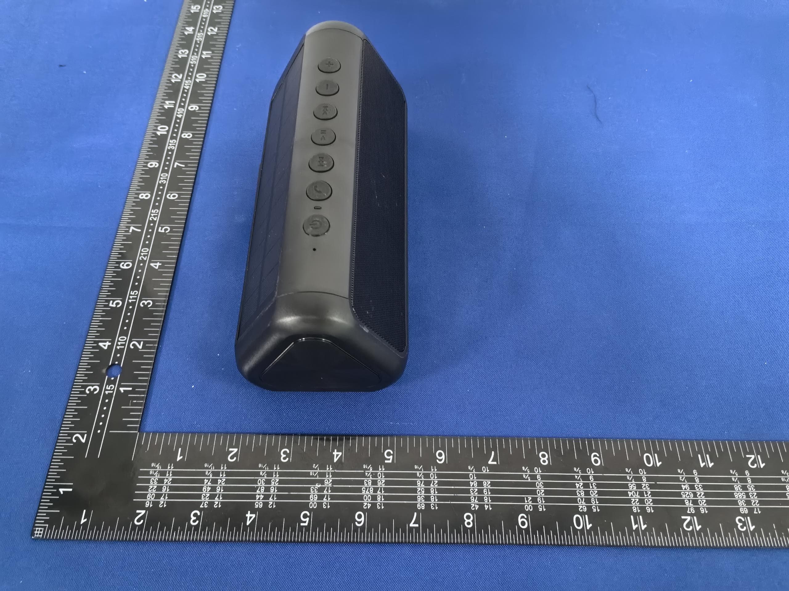 Bluetooth Speaker - FCC ID 2BG7G-JDC01 - Shenzhen Penghexing Electronic Technology Co., Ltd (3)