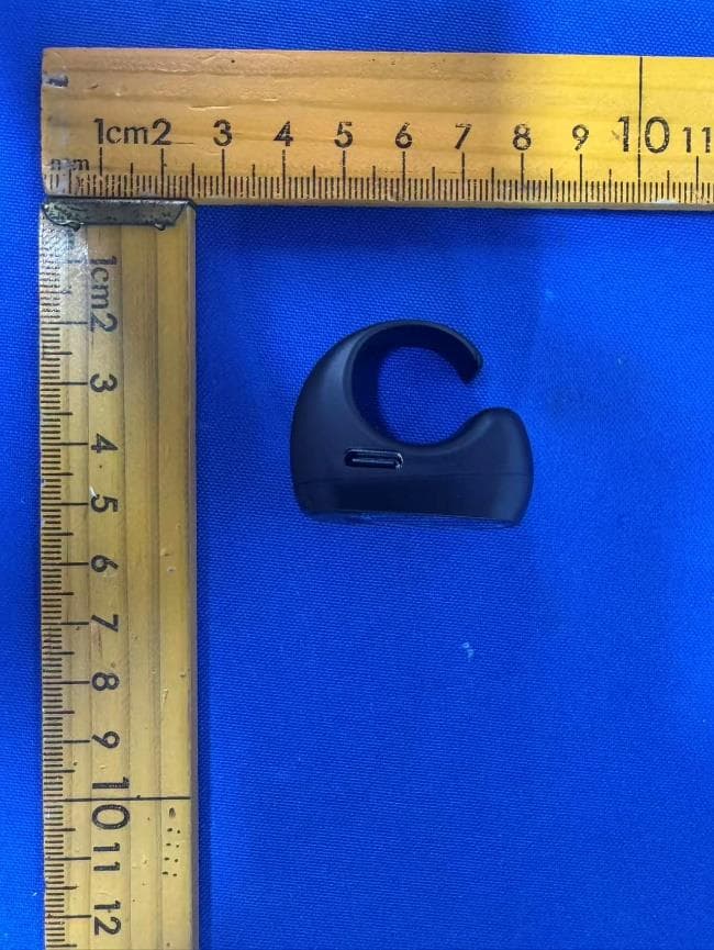 Mobile phone bluetooth Ring remote control - FCC ID 2BG83-X01 - Dongguan Jinxu Electronics Co., Ltd