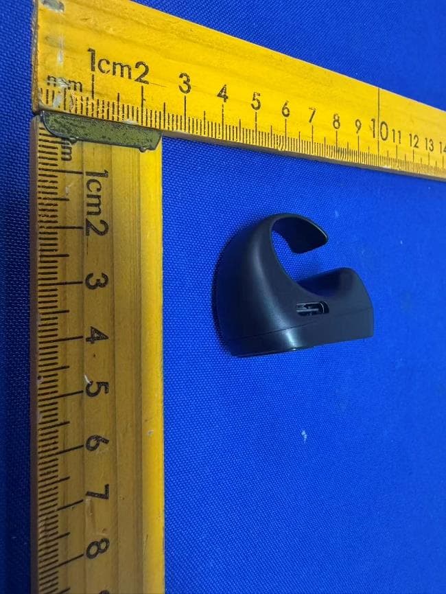 Mobile phone bluetooth Ring remote control - FCC ID 2BG83-X01 - Dongguan Jinxu Electronics Co., Ltd (2)