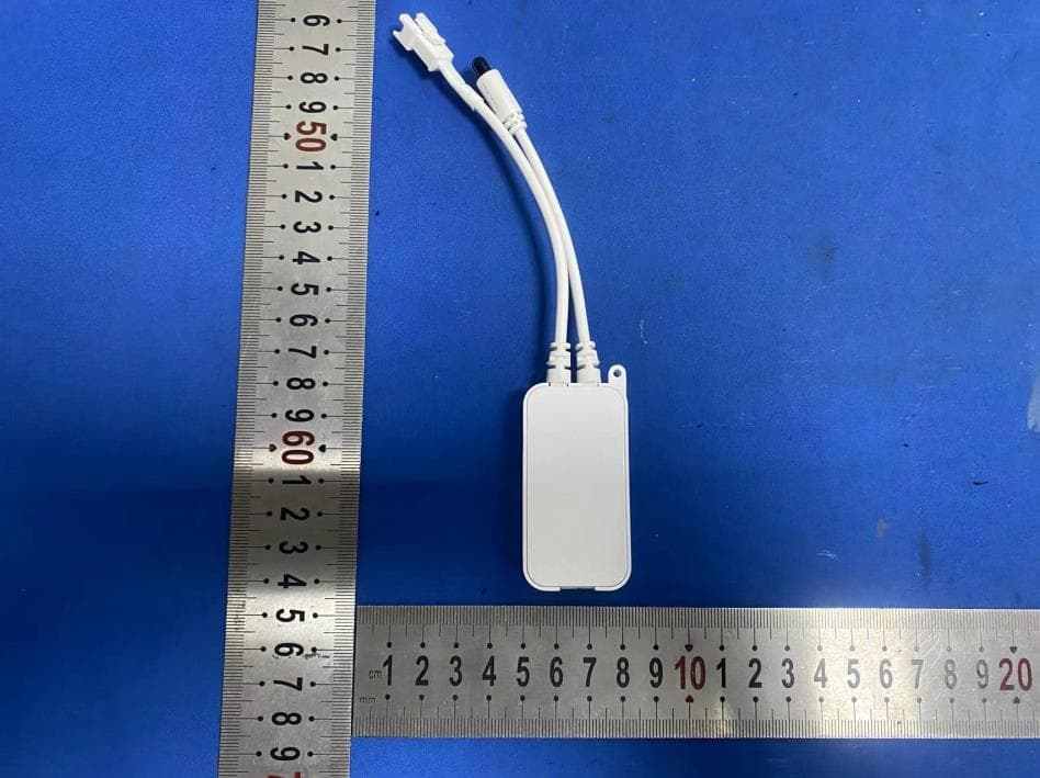Light Strip - FCC ID 2BG87-24V352860 - Shenzhen Tongjie Electronic Commerce Co., Ltd. (4)