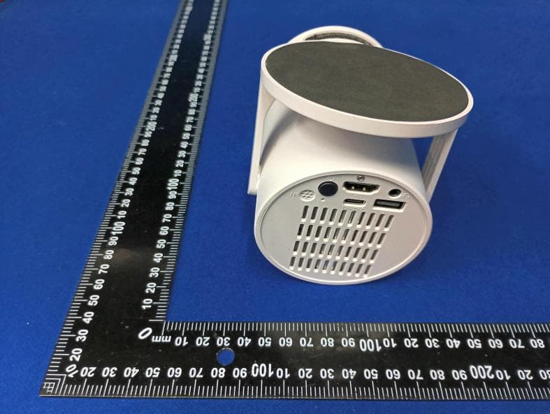 LCD projector - FCC ID 2BGA2-M5PRO - Moman Electronics (Shenzhen) Co., LTD (4)