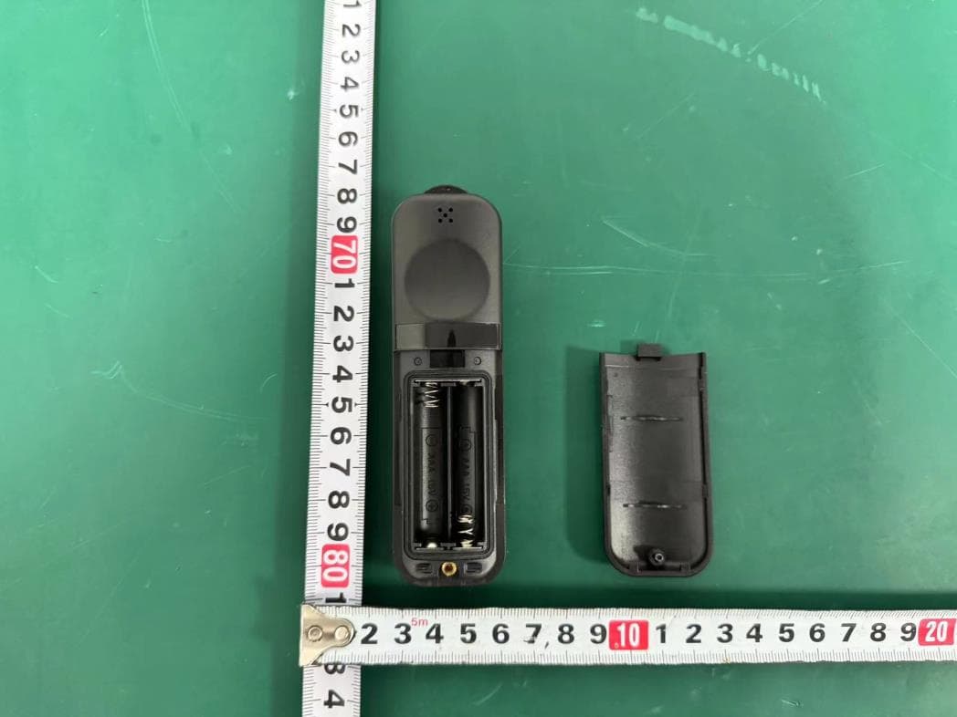 DARK30 PTZ 640 Camera Remote Control - FCC ID 2BGAS-SA-DT21-0003 - Sellmark Corporation (2)