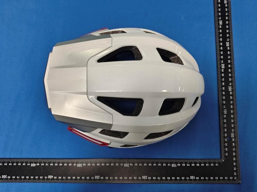 smart helmet - FCC ID 2BGDJ-H1 - Shenzhen linkedsafe Sports Technology Co., Ltd. (4)