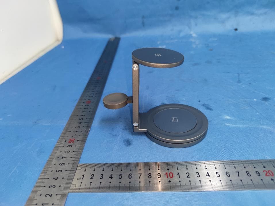 3 IN 1 Fast Wireless Charger - FCC ID 2BGDO-HS-V22 - Shenzhen Huasheng Jiahe Electronic Technology Co., Ltd (5)