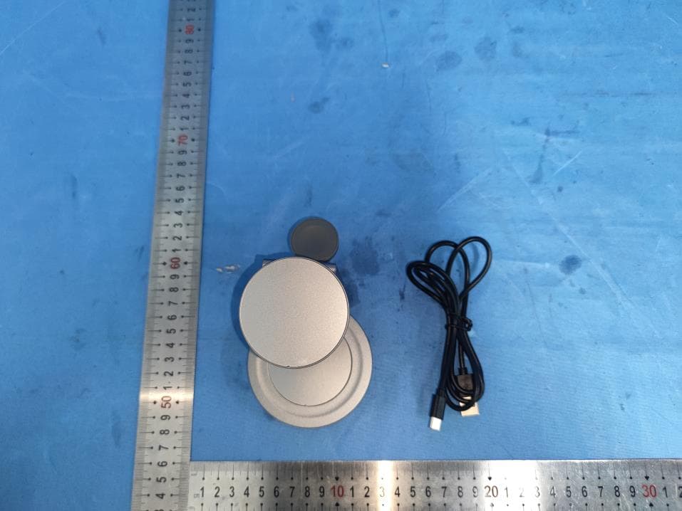 3 IN 1 Fast Wireless Charger - FCC ID 2BGDO-HS-V22 - Shenzhen Huasheng Jiahe Electronic Technology Co., Ltd (2)