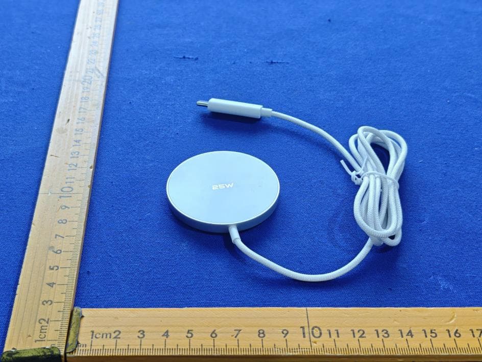 25W Wireless Charger - FCC ID 2BGF3-C1 - Shenzhen Tengsay Technology Co., Ltd (5)