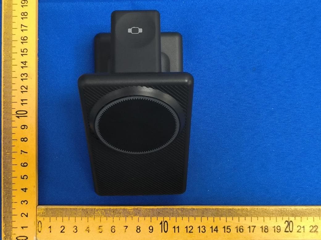 3-in-1 Wireless Charging Station - FCC ID 2BGF3-T26 - Shenzhen Tengsay Technology Co., Ltd (2)