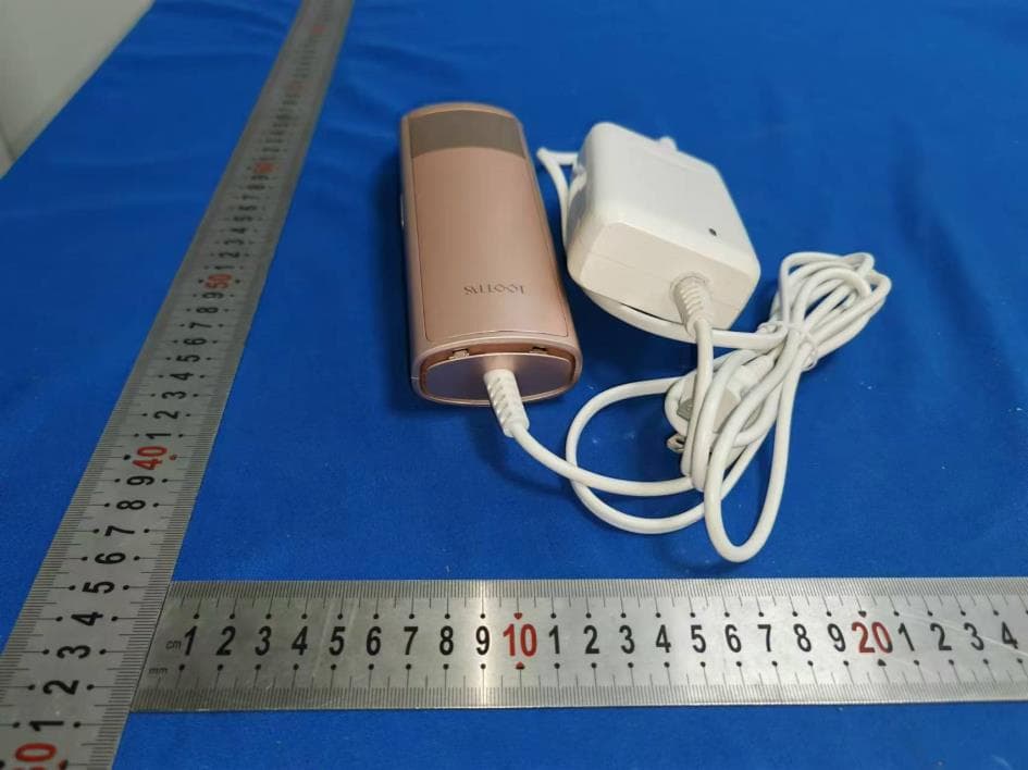 IPL Home Use Hair Removal Device - FCC ID 2BGFM-DT015 - Shenzhen Beauty Every Moment intelligent electric Co.,Ltd. (2)