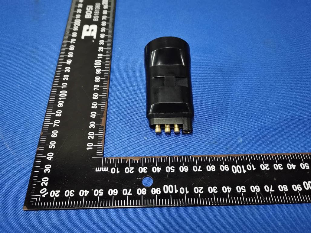 LED Wireless Magnetic Towing Light Kit - FCC ID 2BGJO-2060008V - MERLIN TOOLS LIMITED