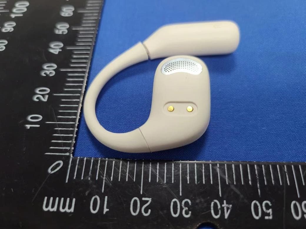 Bluetooth Headphones - FCC ID 2BGKA-L1 - Qingdao Guanxin Technology Co., Ltd (5)
