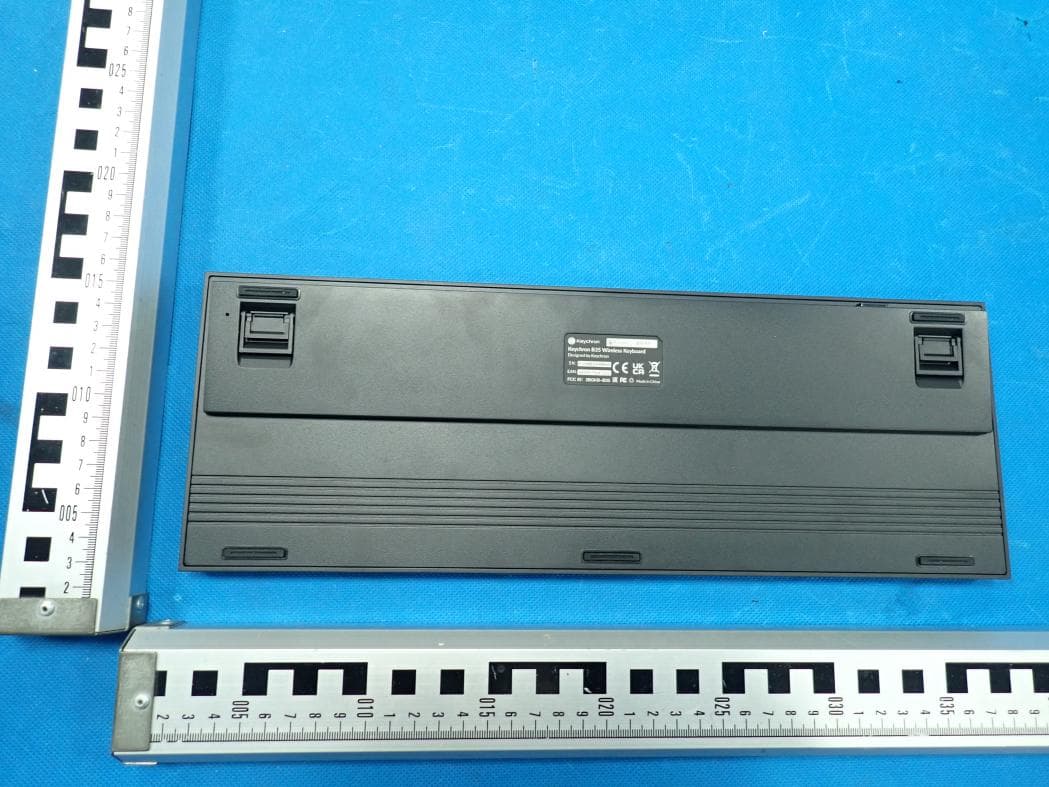 Wireless Mechanical Keyboard - FCC ID 2BGKB-B35 - Keychron Technology (Shenzhen) Co., Ltd. (3)