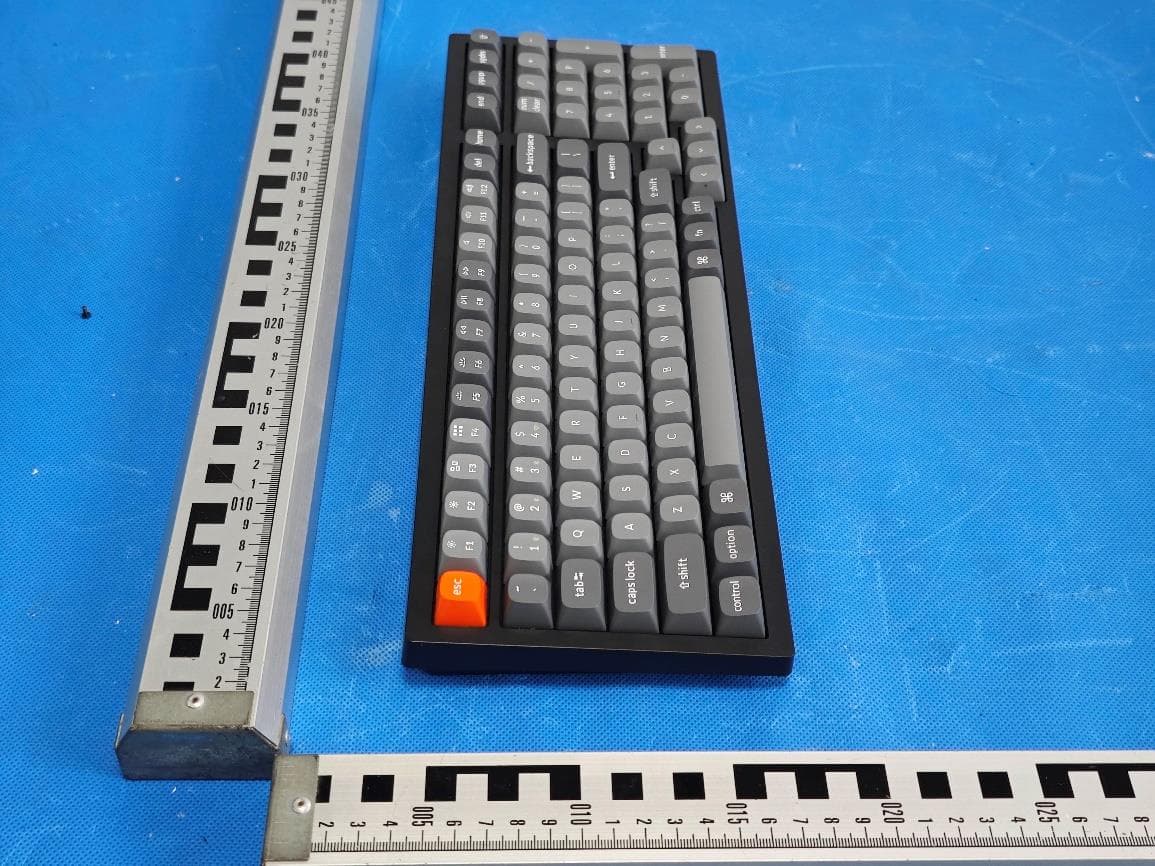 Wireless Keyboard - FCC ID 2BGKB-K4MAX - Keychron Technology (Shenzhen) Co., Ltd. (3)