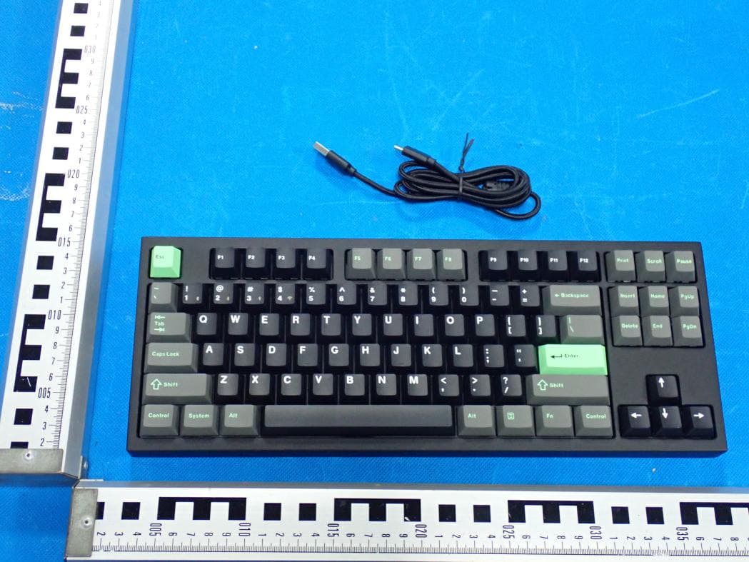 Wireless Mechanical Keyboard - FCC ID 2BGKB-P3HE - Keychron Technology (Shenzhen) Co., Ltd. (3)