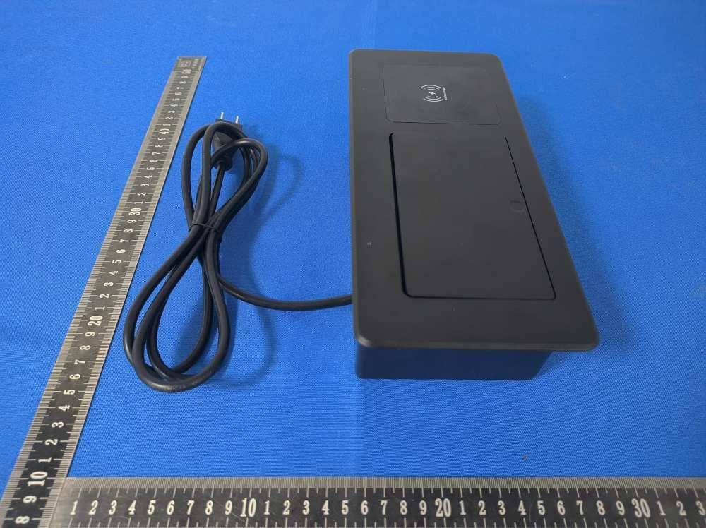 socket - FCC ID 2BGLA-GR - Wenzhou Guo Rui Electric Co., Ltd. (3)