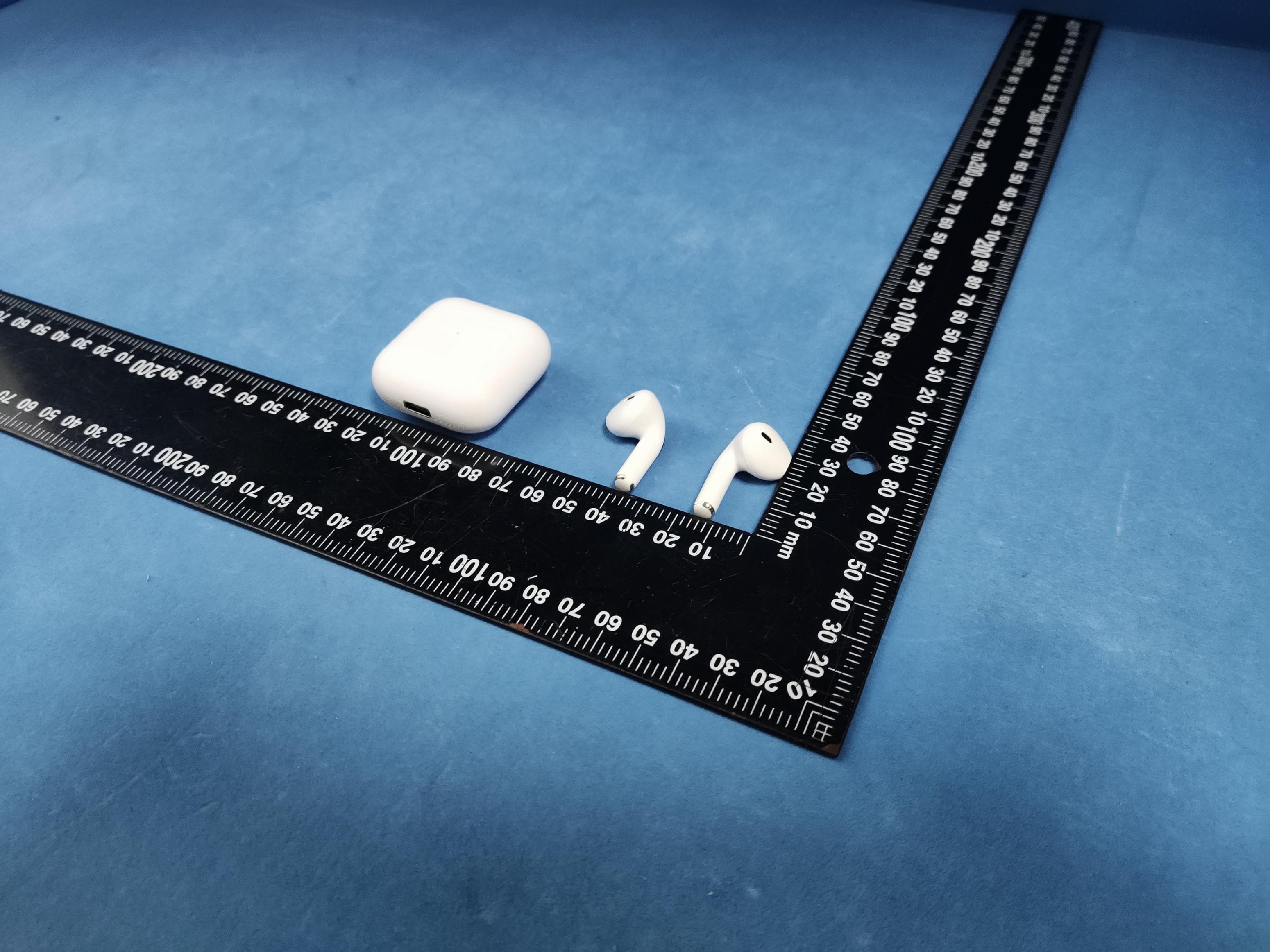 Bluetooth earphones - FCC ID 2BGLV-951 - Shenzhen Yuanxin Chuangzhan Supply Chain Co., Ltd
