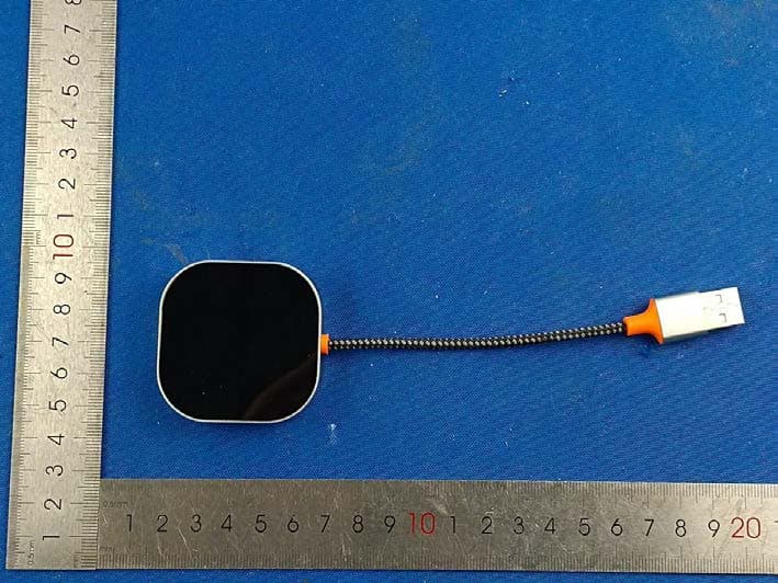 wireless carplay adapter - FCC ID 2BGM4-CP - Dongguan Huachuang Electronic Co.,Ltd. (4)