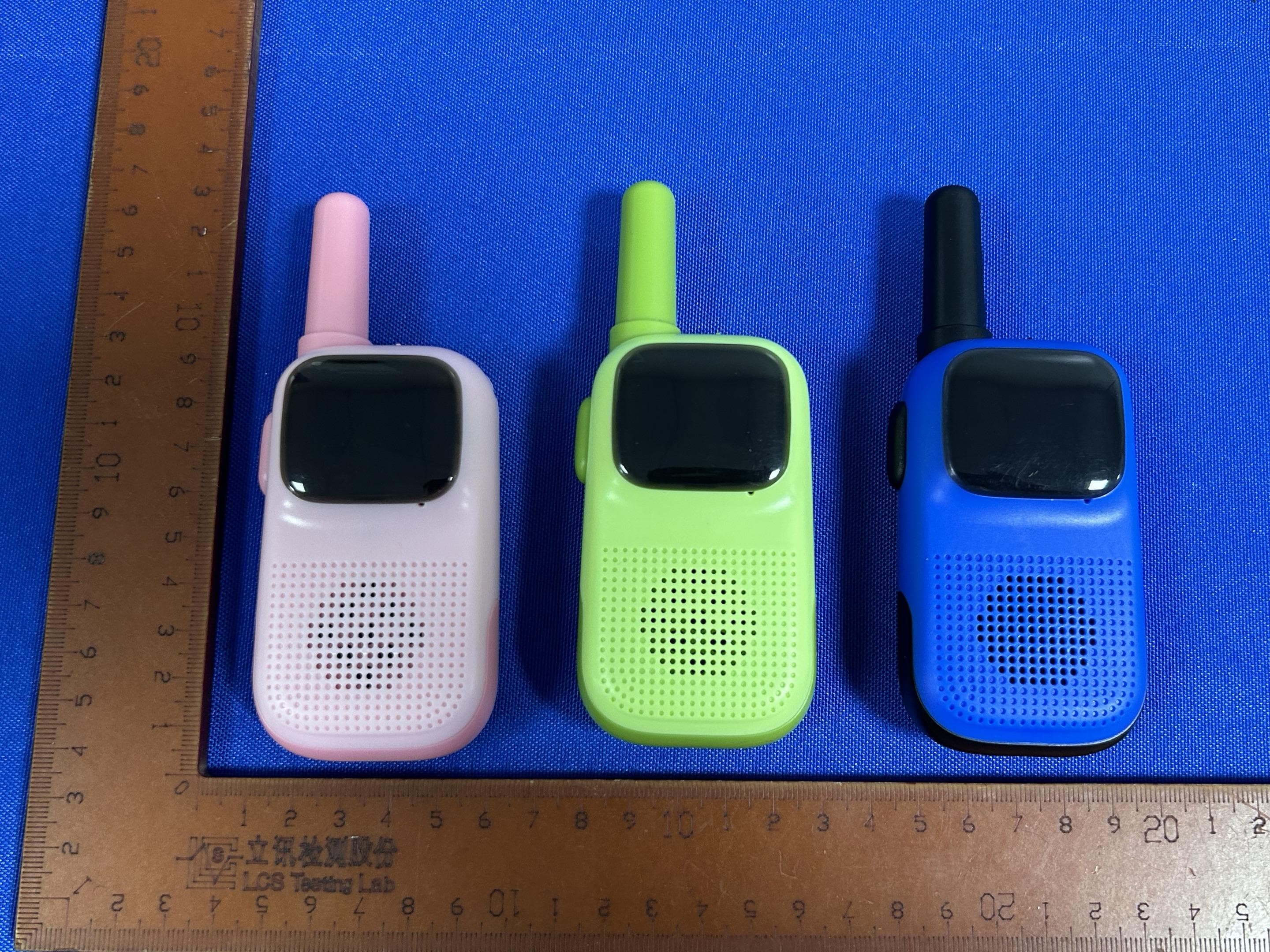 Walkie Talkie - FCC ID 2BGMS-WTK08 - SNOWCINDATECHNOLOGYCO.,LIMITED