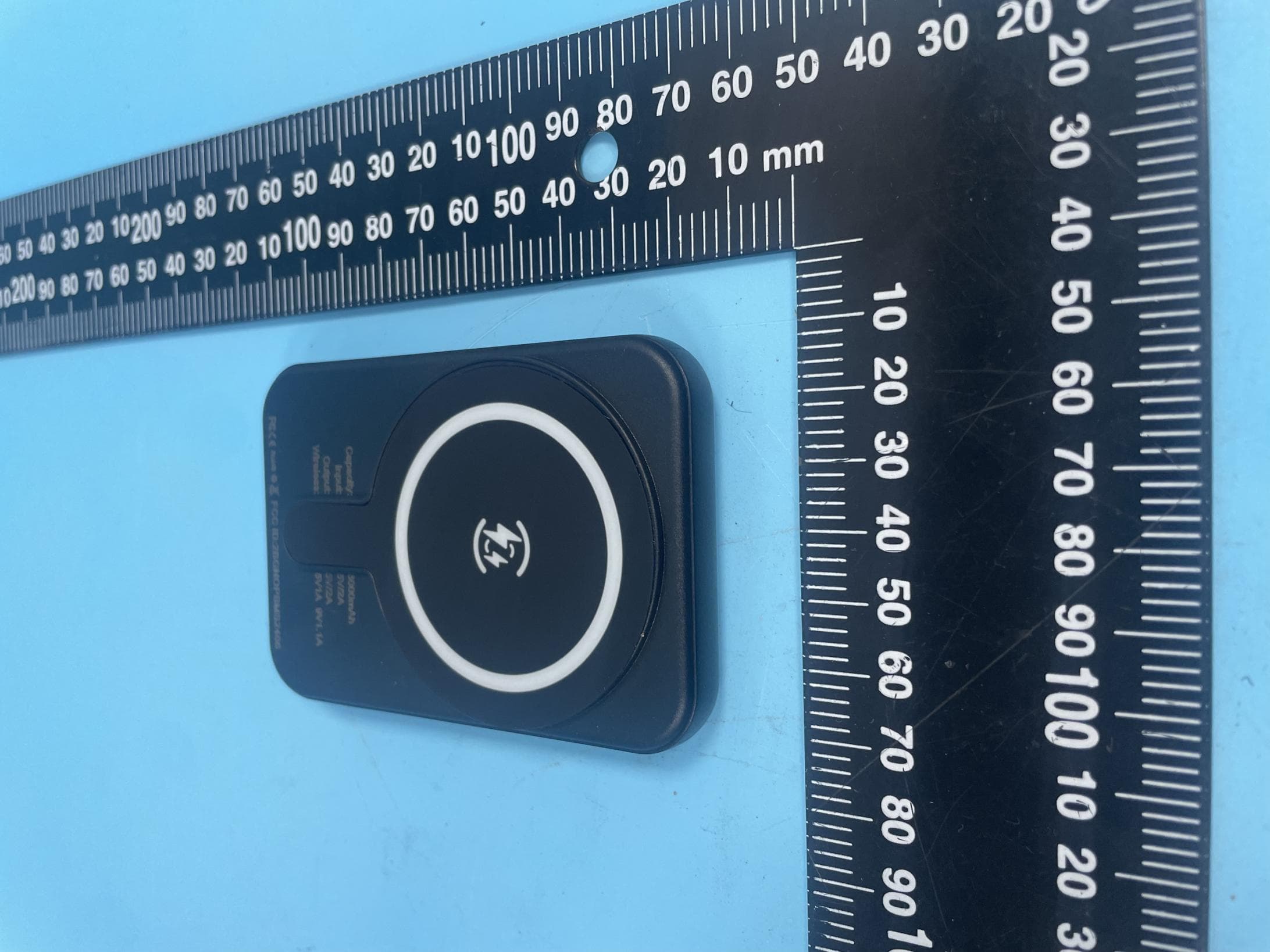 Wireless Power bank - FCC ID 2BGNOPBMS2406 - Begif Electronics Ltd (2)